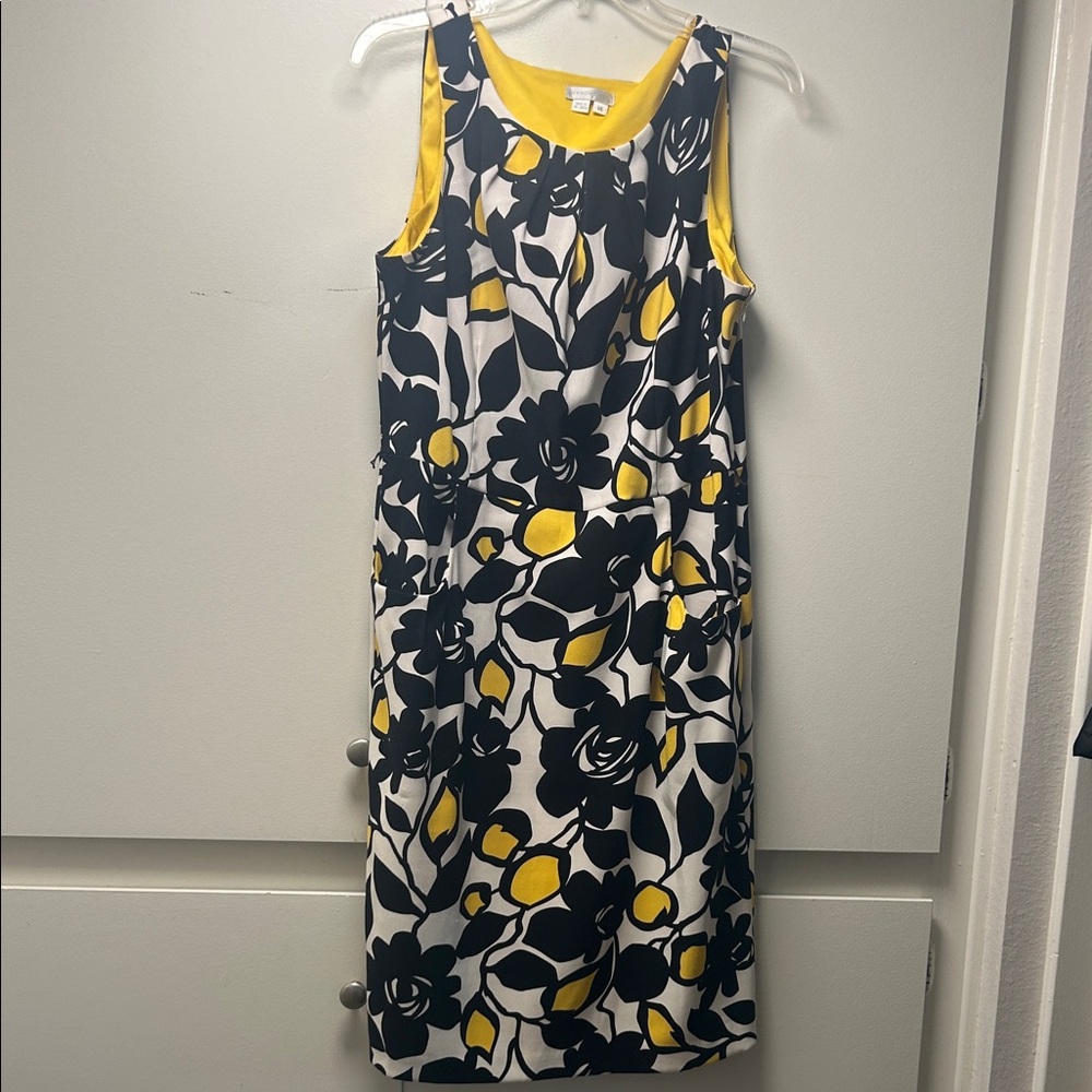 London Times Sleeveless Floral Sheath Dress in Black, White & Yellow